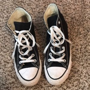 High top converse. Black